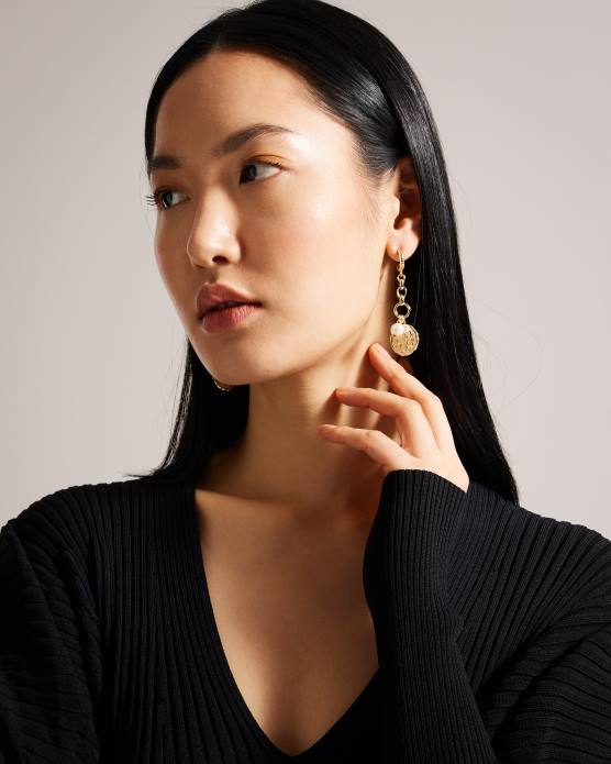 Ted Baker femmes 60VD1089 bijoux boucles d'oreilles pendantes à chaîne nacrée Peace couleur or