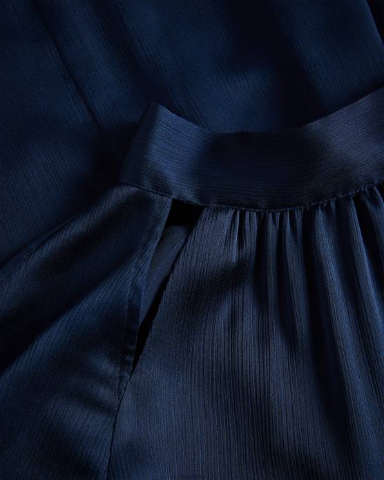 Ted Baker femmes 60VD56 vêtements Ryaa - Robe courte ajustée et évasée à col montant bleu foncé