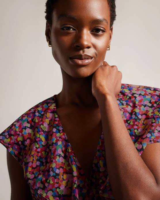 Ted Baker femmes 60VD221 vêtements Surya - Combinaison large à volants sur le devant noir