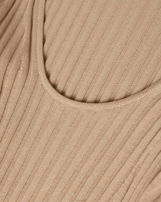 Ted Baker femmes 60VD621 vêtements Kiierra - Robe en maille avec fente latérale brun clair