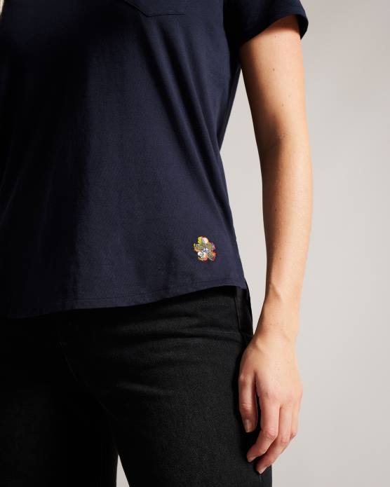 Ted Baker femmes 60VD542 vêtements t-shirt à col en V coupe facile livèche marine