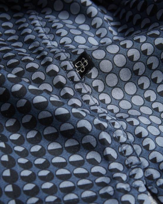 Ted Baker Hommes 60VD1540 vêtements chemise en lyocell à imprimé géométrique à manches courtes Munden marine