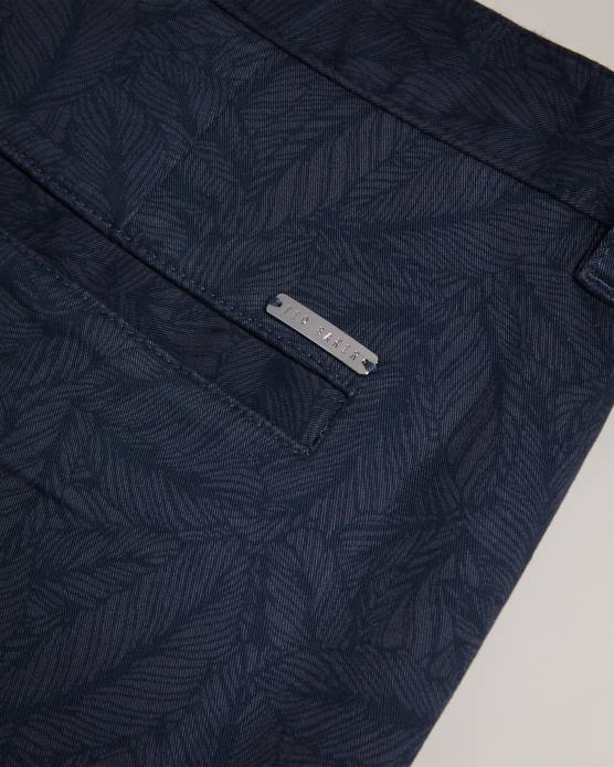 Ted Baker Hommes 60VD1507 vêtements short à imprimé feuilles marine